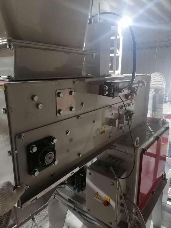 Pellet packaging in 15 and 25 kg bags